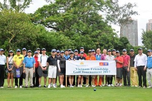 參賽選手合影留念。