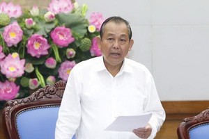 政府常務副總理張和平要求公安部及本市人委會對在平新郡平興和B坊10A路某住房發生火警原因全面指導調查及結論。（圖源：尹晉）