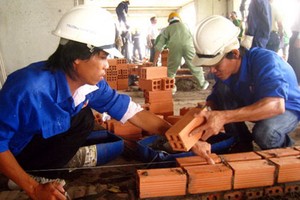 初級技工月薪逾 600 萬元。（示意圖源：互聯網）