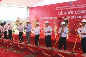 勇昂港鳳凰港碼頭區(5號及6號碼頭)動工儀式。 （圖源：互聯網）