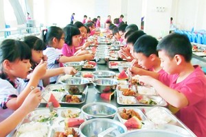 學生的食品衛生安全日益得到關注。