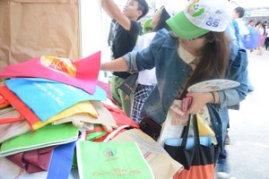 環保袋越來越受到姐妹們青睞。