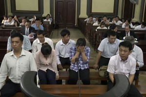 VN Pharma走私案複審出庭的被告人和相關人員。（圖源：互聯網）