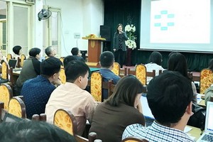 圖為有關“R123”技能項目公佈與研究公佈培訓研討會的現場一瞥。