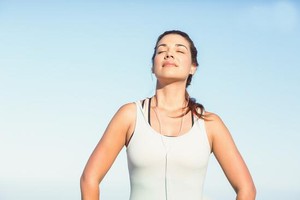 做好10件小事比吃補藥還有效。（示意圖源：互聯網）