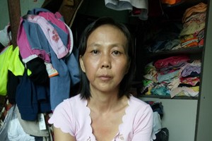 陳麗娟正為夫妻倆的醫藥費發愁。