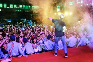 光環的背後是只有親身經歷過才能明白的。