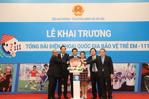 圖為國家保護兒童111 號總台開通儀式。（圖源：德平）