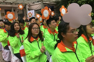 年輕人關注食品安全問題。