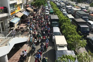 市交通運輸廳建議加大市區的交通違規處罰力度，以增加經費來改善交通設施。