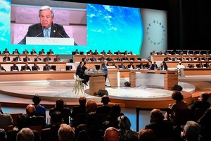 聯合國秘書長古特雷斯在“一個星球”氣候行動融資峰會全會上發言。（圖源：新華網）