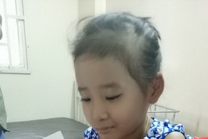 因為病情嚴重，阮陳竹藍只能在病床上活動。