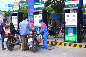 A95汽油每公升上調760至810元。（示意圖源：互聯網）