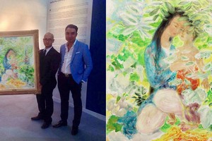 陳俊鈴收藏家在香港Sothby’s拍賣行投得黎普的《花園內母子》畫作。