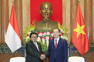 國家主席陳大光接見歐棠主席。（圖源：越通社）