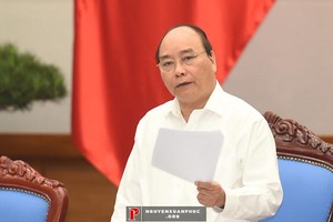 政府總理阮春福在籌備工作會議上發表指導意見。（圖源：越通社）