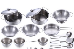 不鏽鋼餐具。（示意圖源：互聯網）