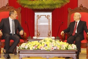阮富仲總書記接見俄羅斯聯邦外交部長謝爾蓋‧拉夫羅夫。（圖源：越通社）
