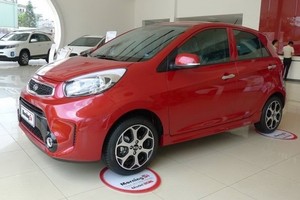 國產轎車售價上漲。圖為Kia Morning Si AT轎車。（圖源：互聯網）