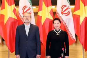 國會主席阮氏金銀會見伊朗議會議長阿里。（圖源：仲德）