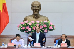 阮春福總理在會議上發言。（圖源：統一）