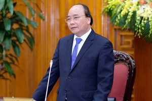 政府總理阮春福在會議上發表講話。（圖源：寶娟）