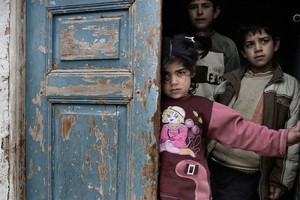 在受衝突影響的城市，敘利亞兒童在炮火和炮擊中冒著生命危險接受教育。（圖源：兒基會）