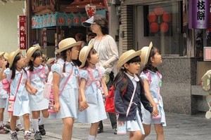日本兒童人數逐年下降，少子化問題不可逆轉。（示意圖源：互聯網）