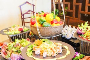 中餐美食自助餐一瞥。