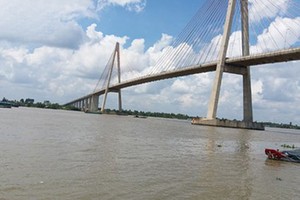 迪廟橋工程安全走廊範圍應受到嚴格的防護措施，不可在距離橋底150米的範圍內進行採沙。（圖源：日長）