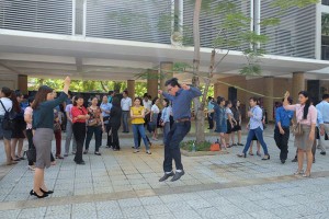 負責團隊的教師們參加民間遊戲培訓班。（圖源：慶賢）