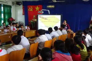 為初中畢業生作職技嚮導。（示意圖源：互聯網）