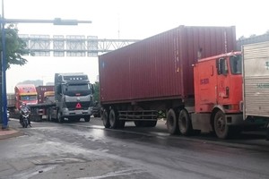 當前通往桔萊港的各條街道經常受堵。（圖源：互聯網）