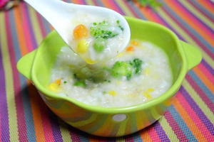 粥具有溫、軟、淡、黏等特色，不只暖胃，還便於消化吸收。（示意圖源：互聯網）