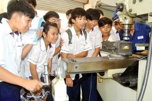 至2025 年全部中學設有職業輔導課程。（示意圖源：互聯網）