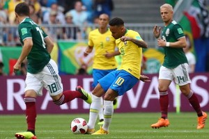 內馬爾（黃衣10號）全場表現良好。（圖源：互聯網）