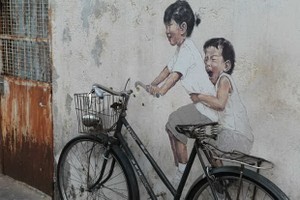 街頭隨處可見的壁畫。