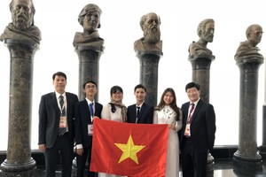 我國生物學奧林匹克隊奪金後合照。（圖源：時代教育）