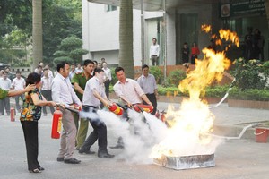 消防演練一瞥。（示意圖源：互聯網）