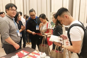 本市旅遊業者瞭解南投旅遊景點。