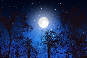 炎夏之夜。（示意圖源：互聯網）