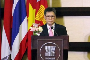 東盟秘書長林玉輝發表演講。（圖源：陳戰）