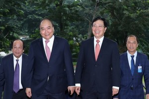 政府總理阮春福出席外交會議。