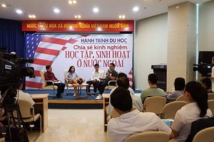 《青年報》舉辦的“留學行程：留學生活與學習的經驗”座談會一瞥。