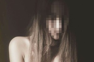 裸體模特兒阮氏金鳳。（圖源：當事人提供）