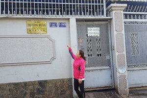 正因為坊人委會的過失，導致鄰居門牌號碼與存在了10年間的 林美英住房門牌號碼一模一樣。