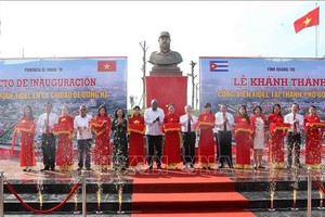 菲特爾‧卡斯特羅公園落成剪綵儀式。（圖源：青松）