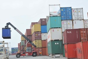 運抵丐密港進口廢料激增。（圖源：嘉謙）