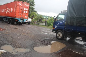 交通運輸部長：道路損壞不修將被停止收費。（示意圖源：互聯網）