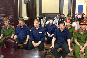 出庭受審的被告人。（圖源：日清）